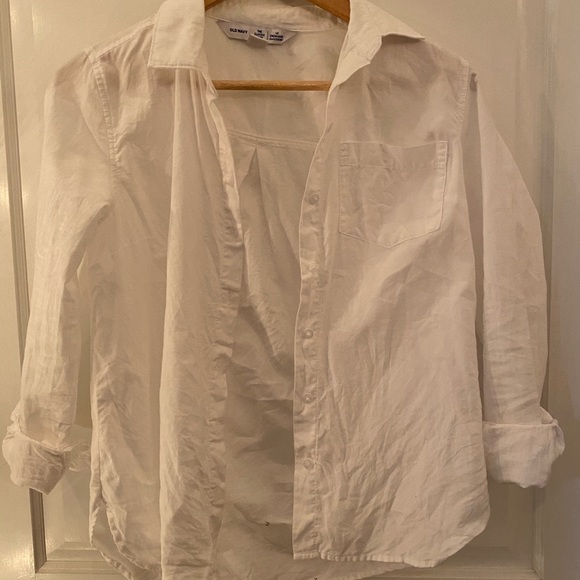 2/$20 White button Up - Picture 1 of 3